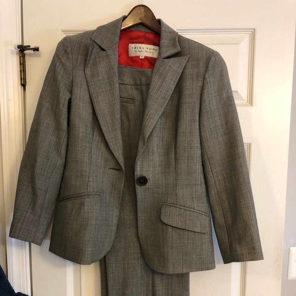 EUC Trina Turk dark gray suit- size 8